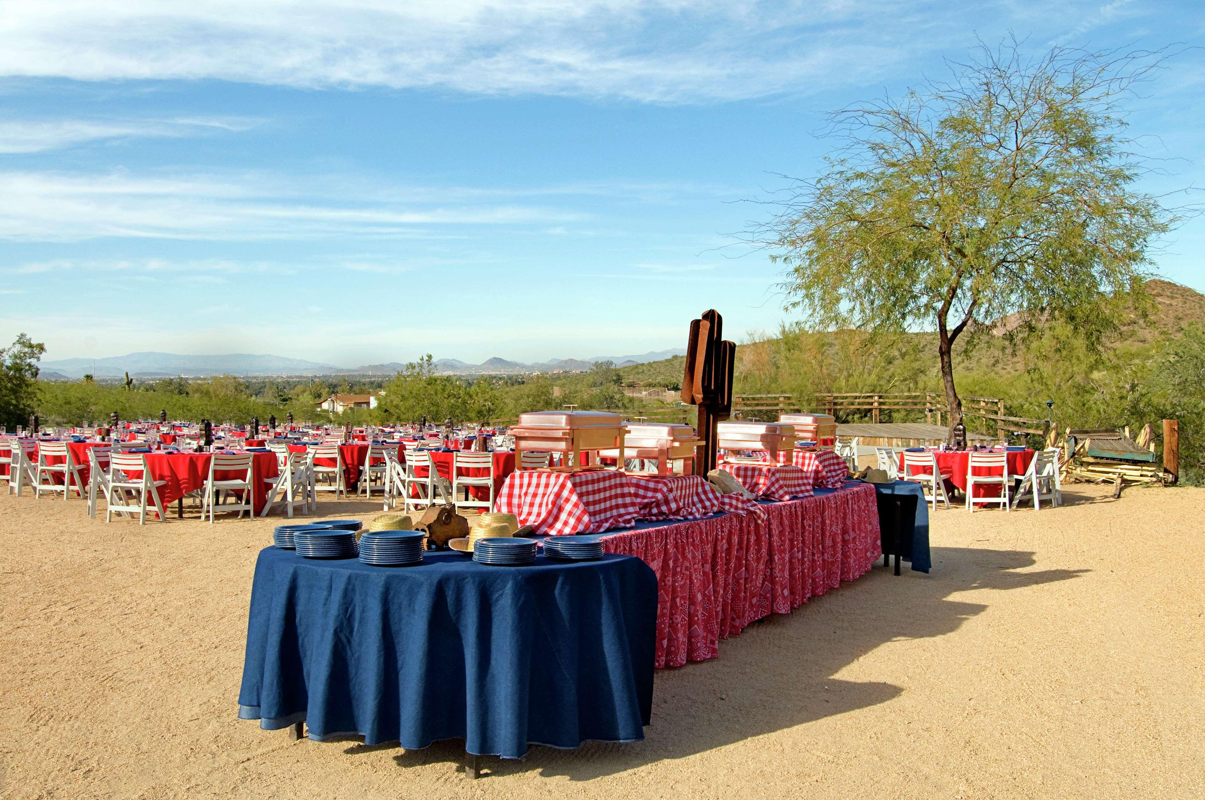 Hilton Phoenix Tapatio Cliffs Resort Étterem fotó